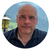 Steven-Javor---Headshot-Rd-1